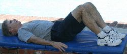 Single Knee Raises