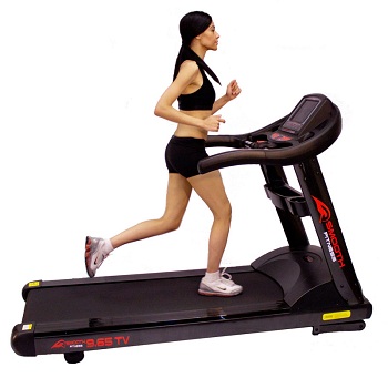 Smooth 9.65TV Treadmill