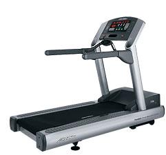 Life Fitness T9i Treadmill